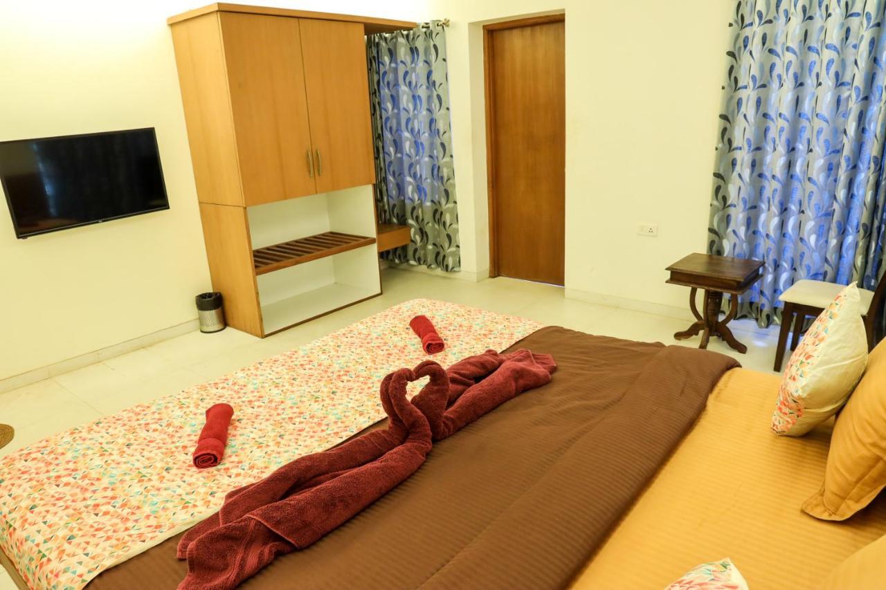 Surya Kiran Miramar Bed and Breakfast Panaji Eksteriør billede