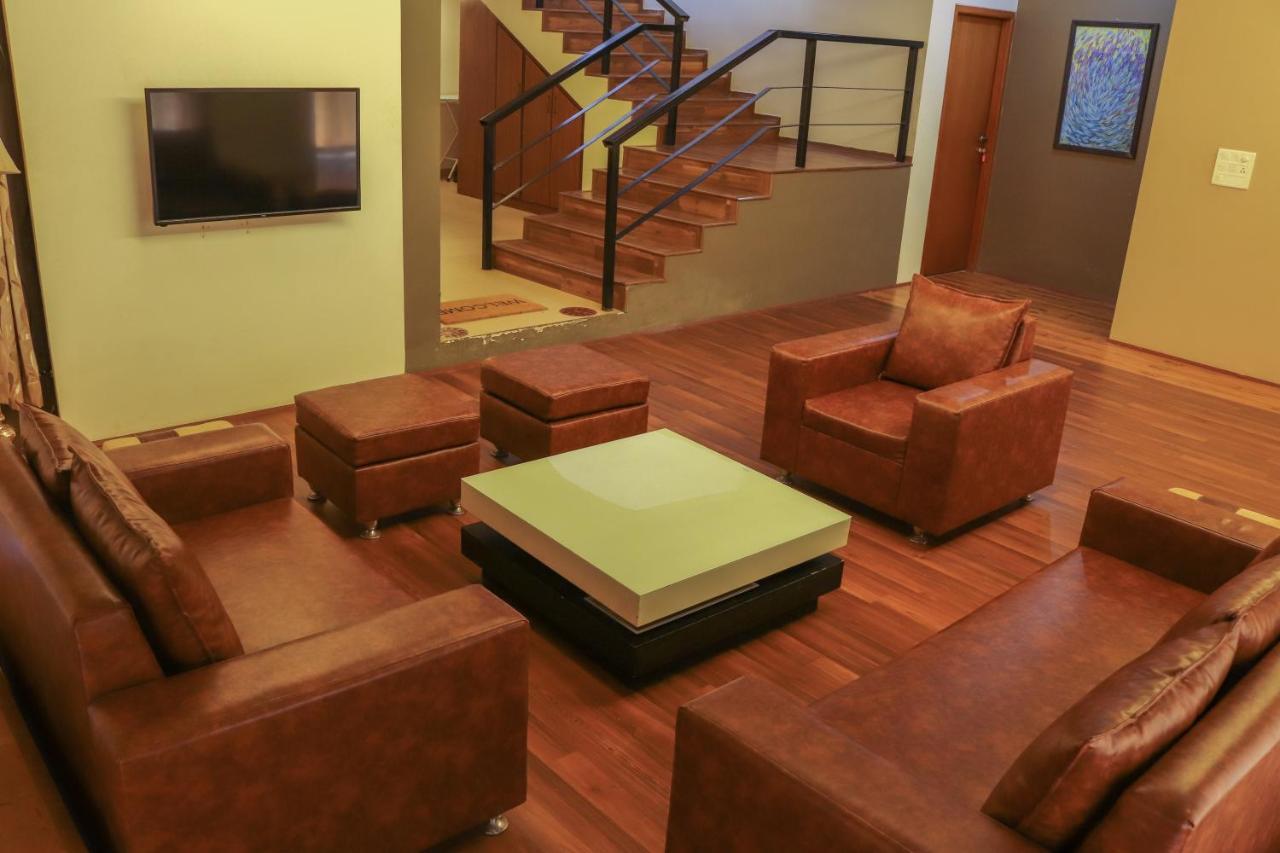 Surya Kiran Miramar Bed and Breakfast Panaji Eksteriør billede