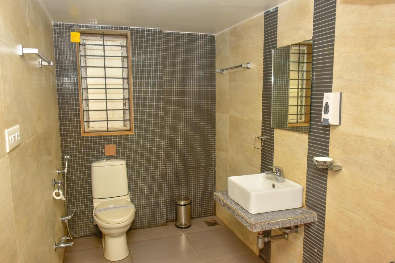 Surya Kiran Miramar Bed and Breakfast Panaji Eksteriør billede
