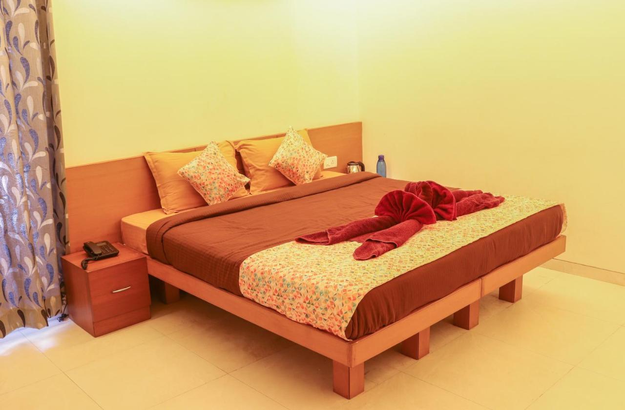 Surya Kiran Miramar Bed and Breakfast Panaji Eksteriør billede