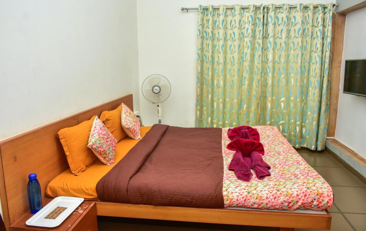 Surya Kiran Miramar Bed and Breakfast Panaji Eksteriør billede